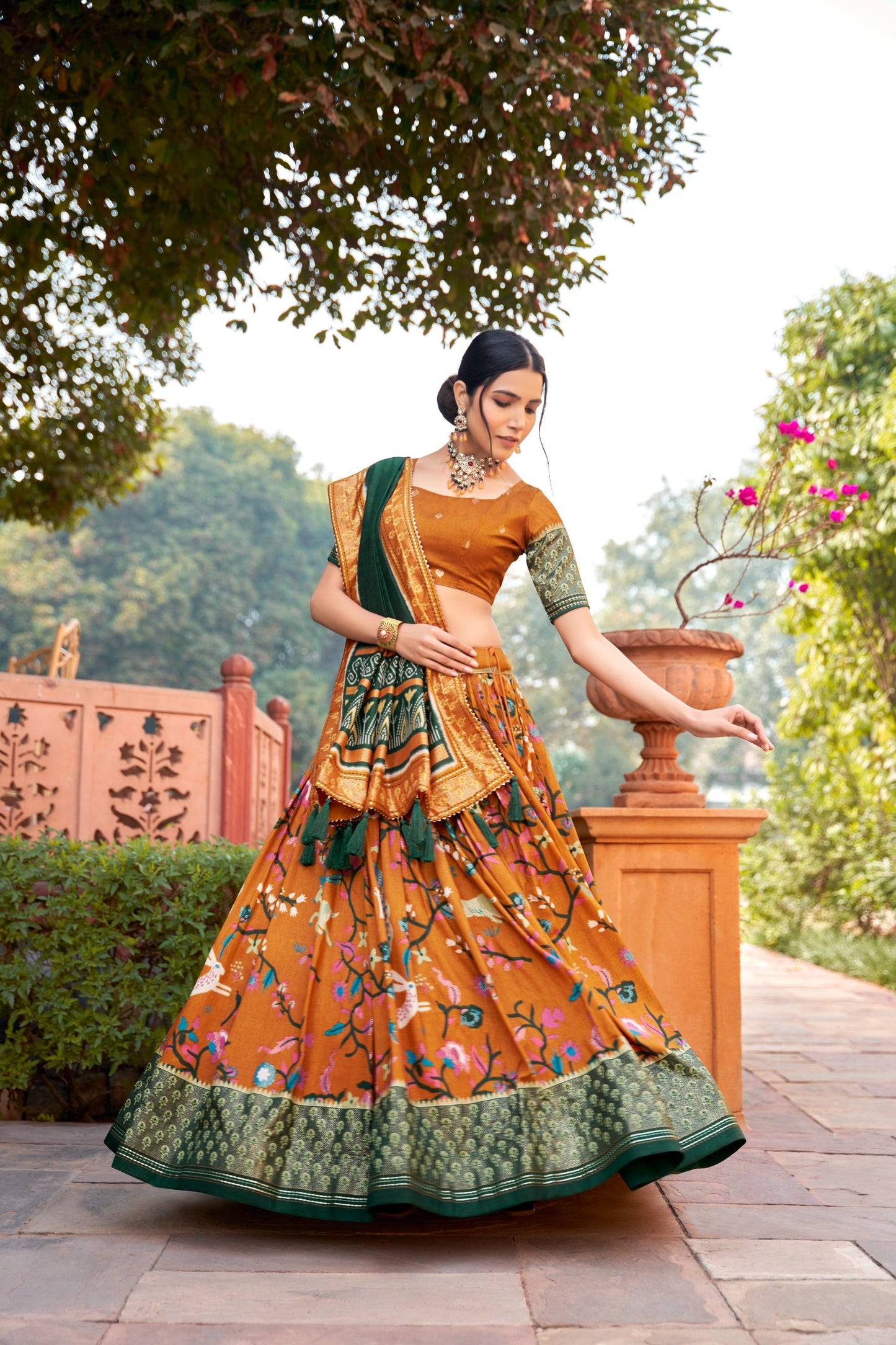 designer lehenga for wedding & party wear