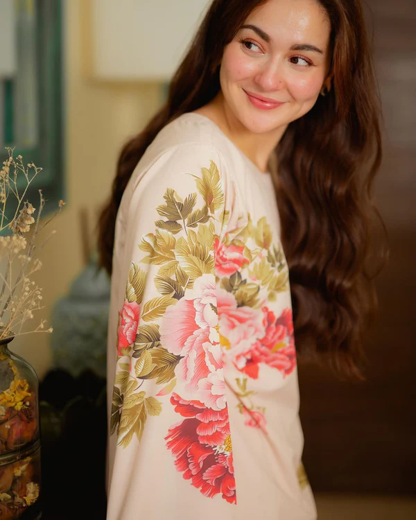 hania aamir light beige bloom & bliss co-ord set