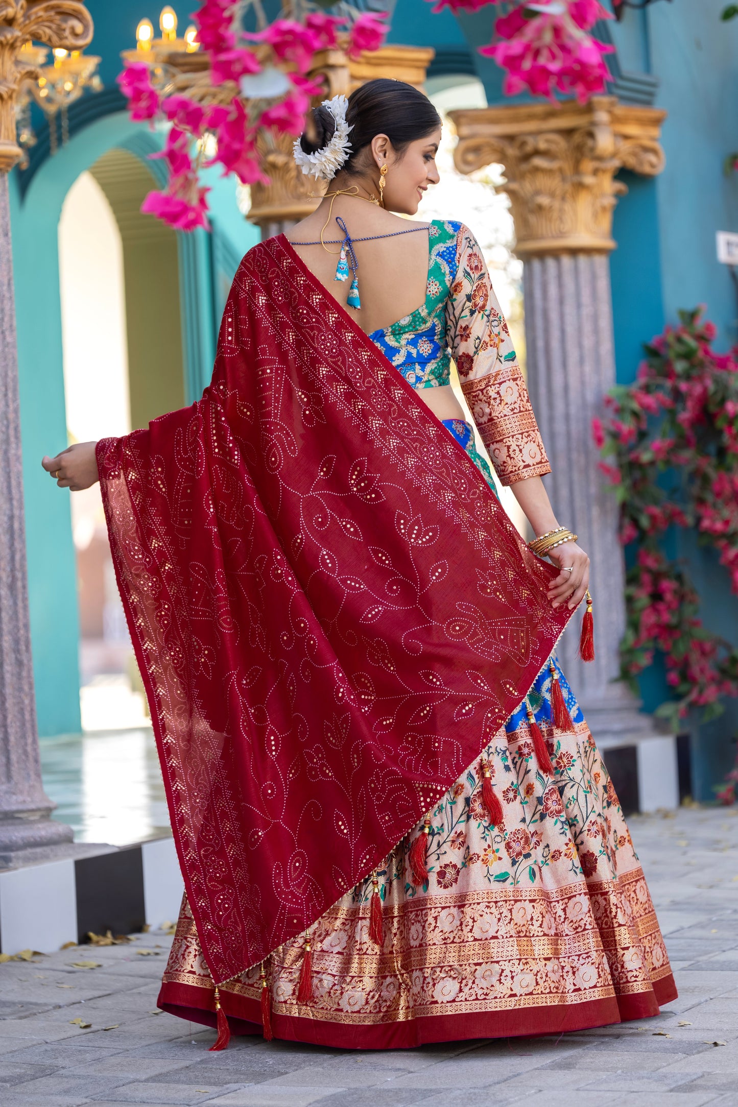 statement lehenga with beautiful detailing
