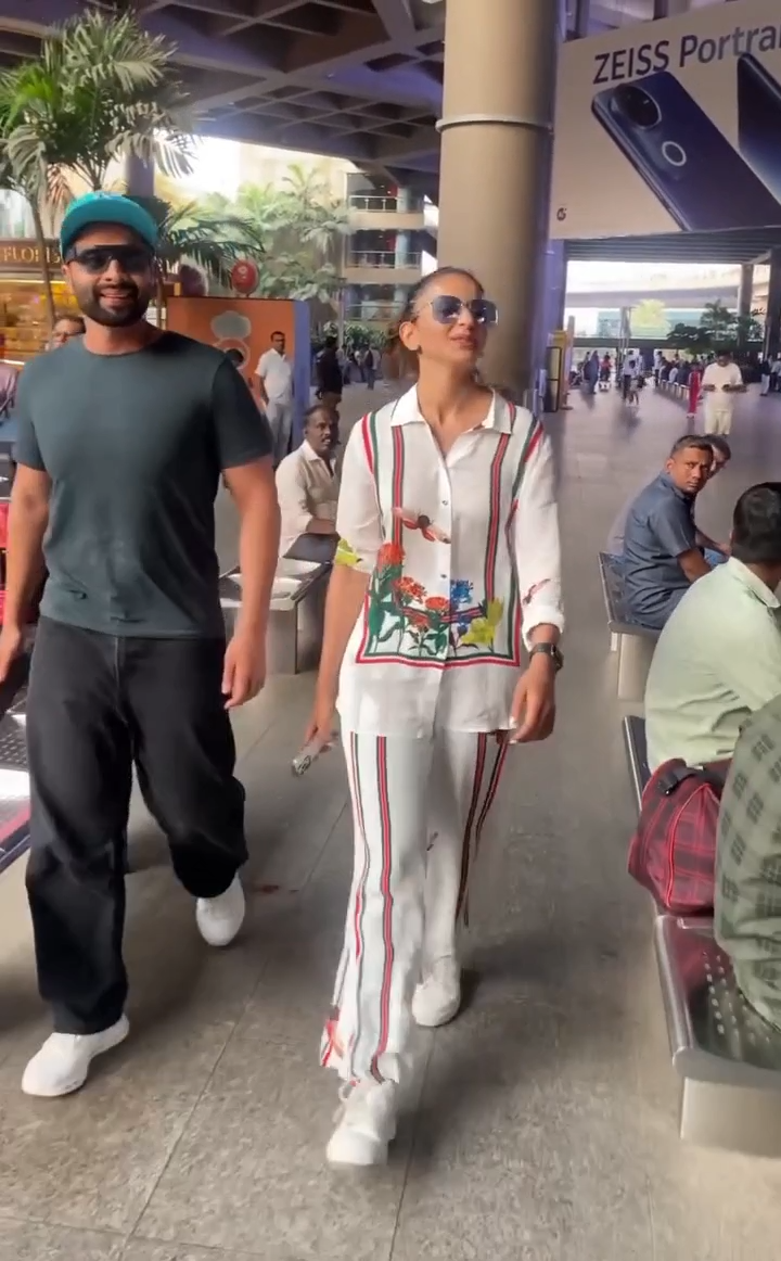rakul preet's butterfly lane co-ord set