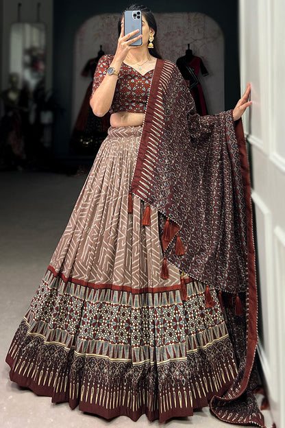 Elegant Lehenga Choli Set for Women